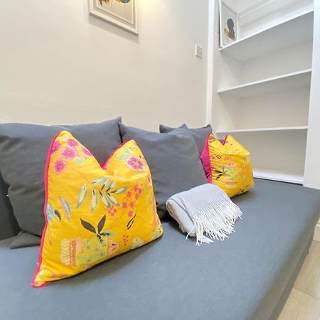 The Spotted Cat… London! Appartamento Esterno foto